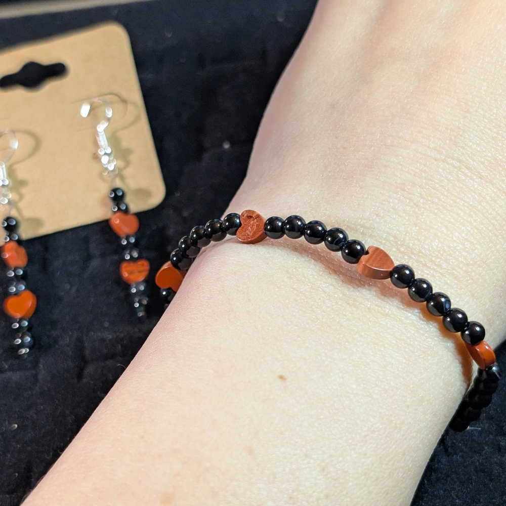 Handmade Black Onyx And Jasper Heart Earring And Bracelet Set - Picture 3 of 3